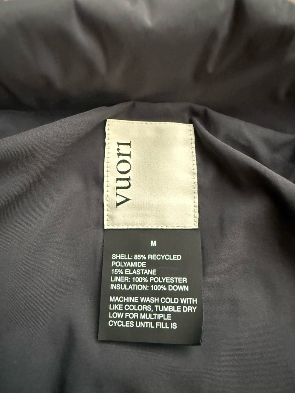 Vuori Men's Echo Quilted Charcoal Vest - Picture 2 of 3